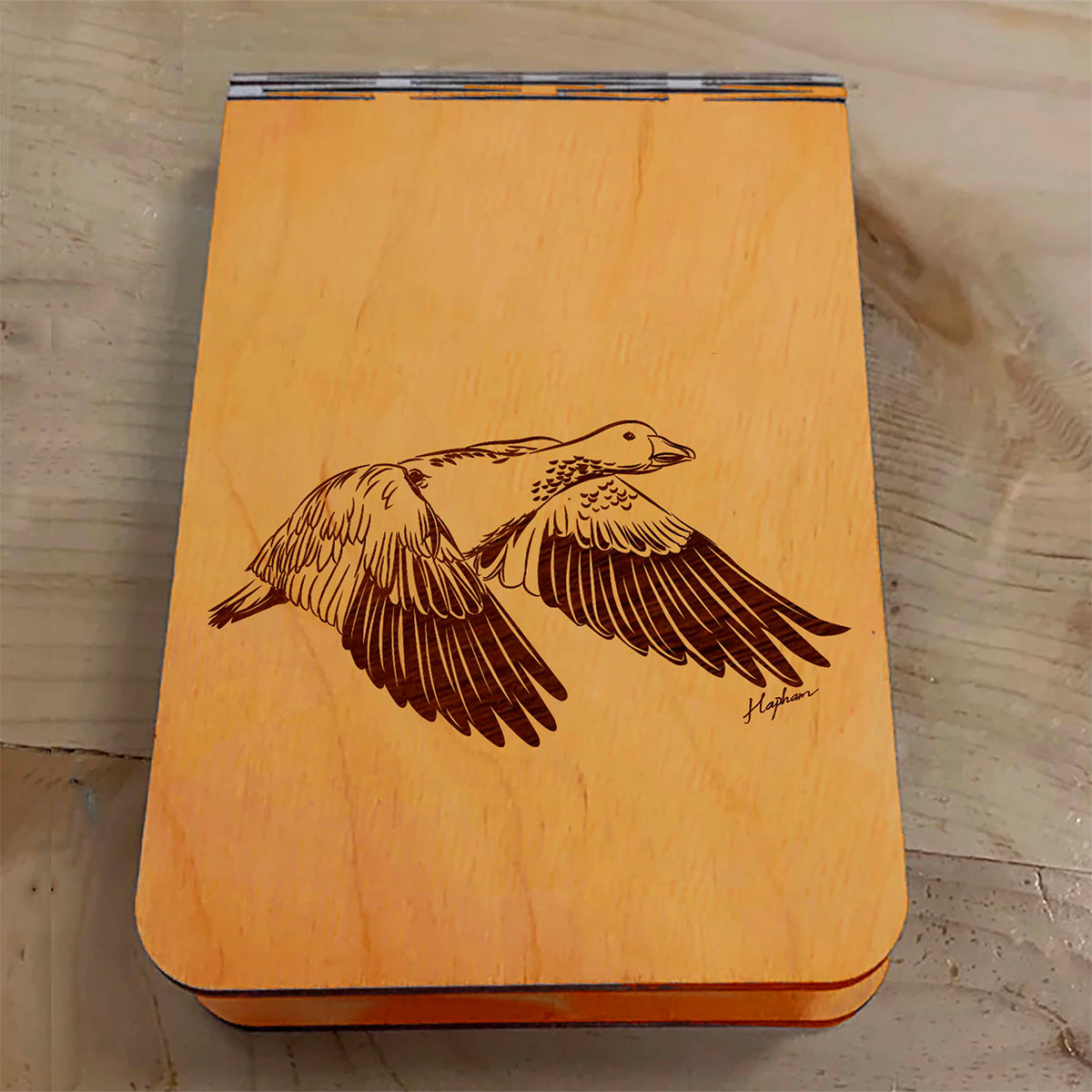 Featuring a laser-engraved Snow Goose in flight, this small wooden crib board is an ideal gift and travel companion for any game bird and waterfowl hunting enthusiast. Enjoy hours of fun on the go, and make your next adventure memorable with our Travel Crib Board! A Dakota Pheasant Guide souvenir.